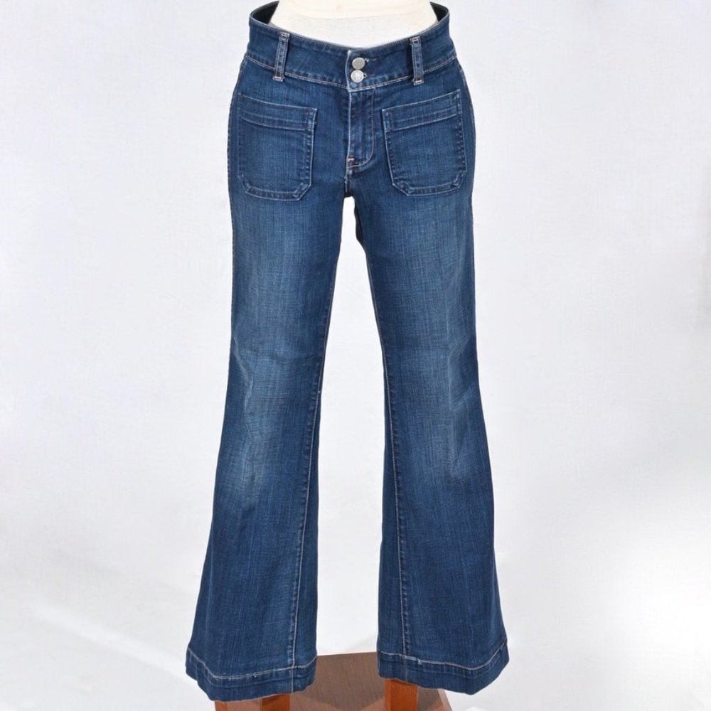 Bell-Bottom Blue Jeans, Mid-Rise, 26